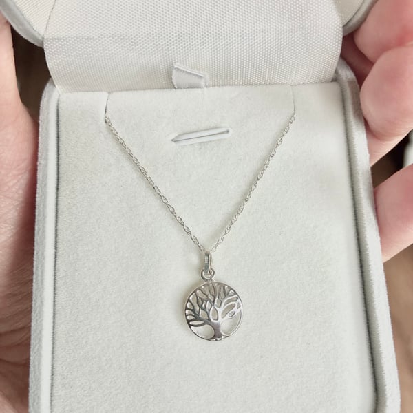 Sterling Silver Tree of Life Pendant on 40cm Rope Chain