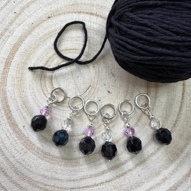 6 vintage recycled knitting stitch markers 