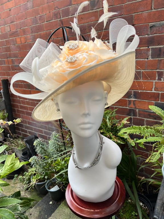Beautiful Handmade hat, Hat for the Races, Hats for Ascot, Special Occasion Hats