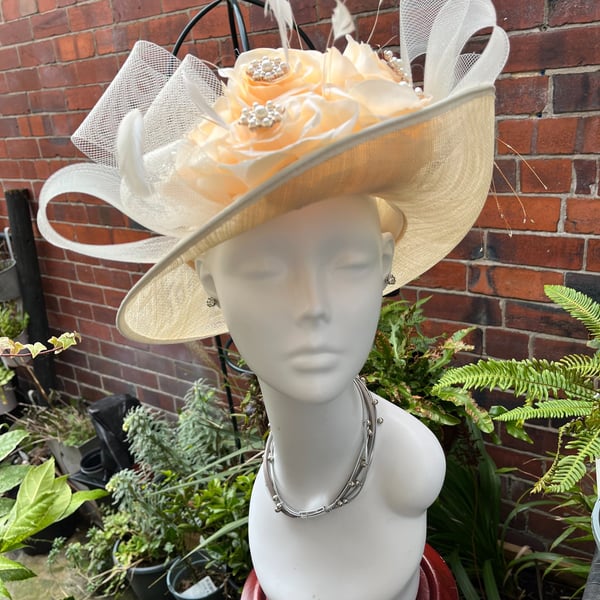 Beautiful Handmade hat, Hat for the Races, Hats for Ascot, Special Occasion Hats
