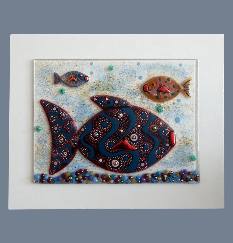 UNIQUE: Handmade Fused Glass 'GLAM FISHES' Picture.