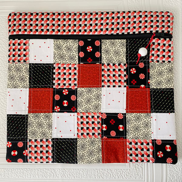Quilted patchwork project bag for cross stitch, embroidery, ipad 