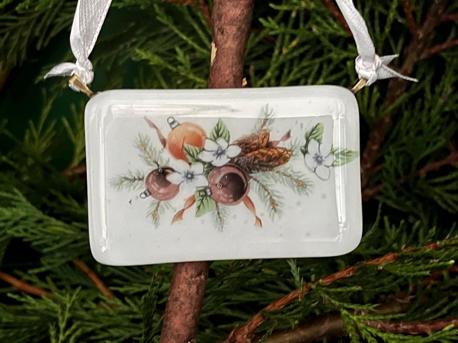 Image of Unique Handcrafted Christmas Card with Artisan Fused Glass baubles and acorns 