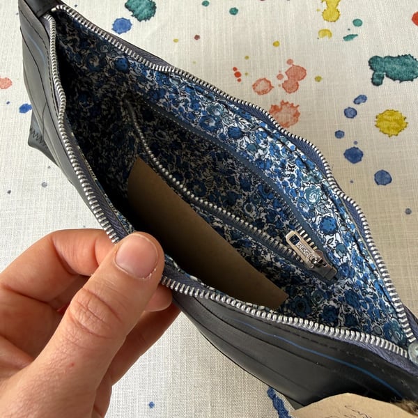 Blue Floral Lined Inner Tube Bag - Foreign Stamp - Old Stock - Super Seconds