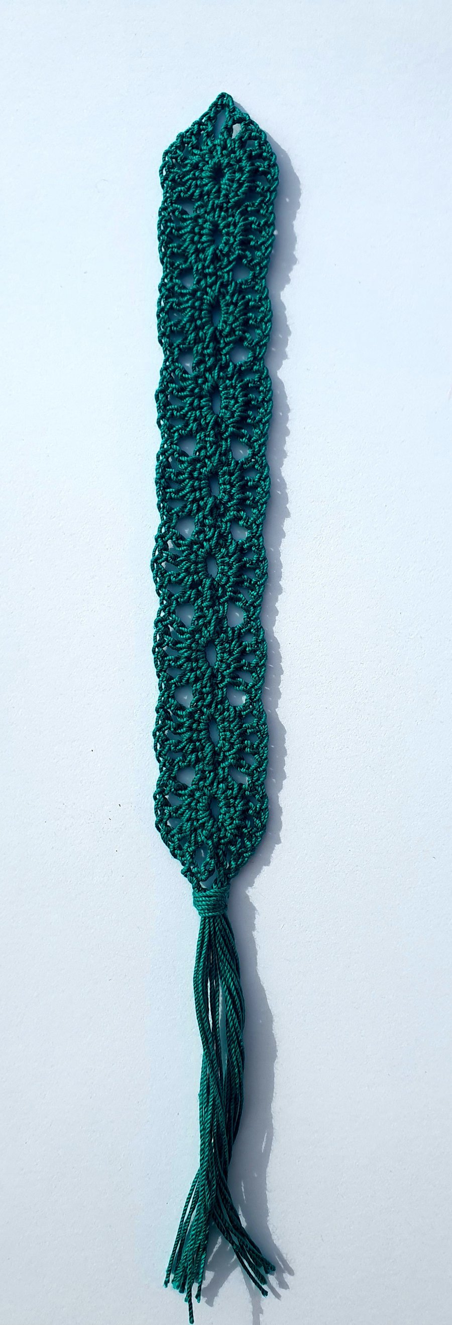 Crocheted lace bookmark,  green.