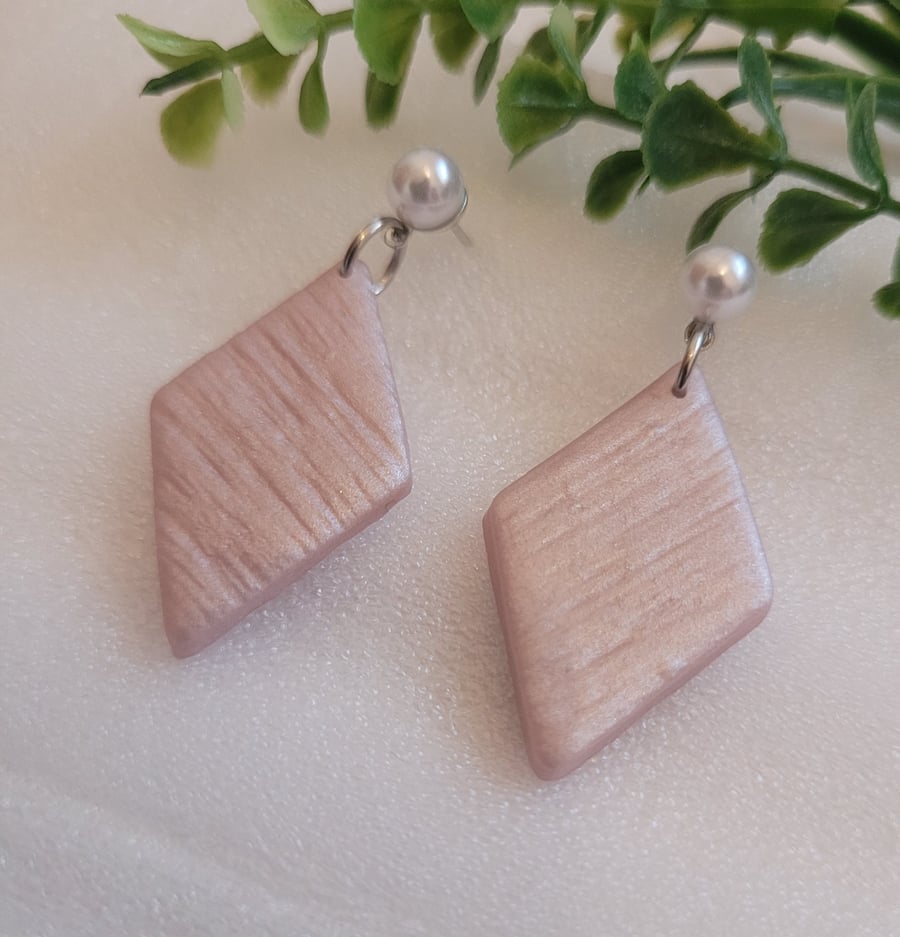 dust pink earrings
