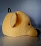 Yellow crocheted bear trophy head with hanging loop - Image 3