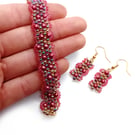 Shimmering pink, red and rainbow picot beaded bracelet and earrings set