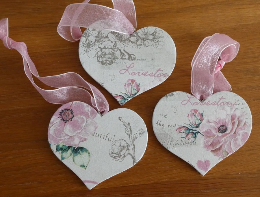 Sale - Set of 3 Hanging Hearts - Roses