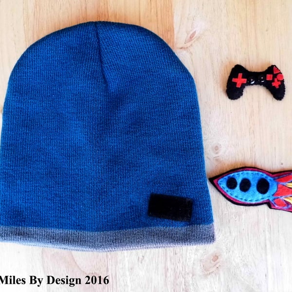 Boys Beanie Hat with 2 Changeable Embellishments