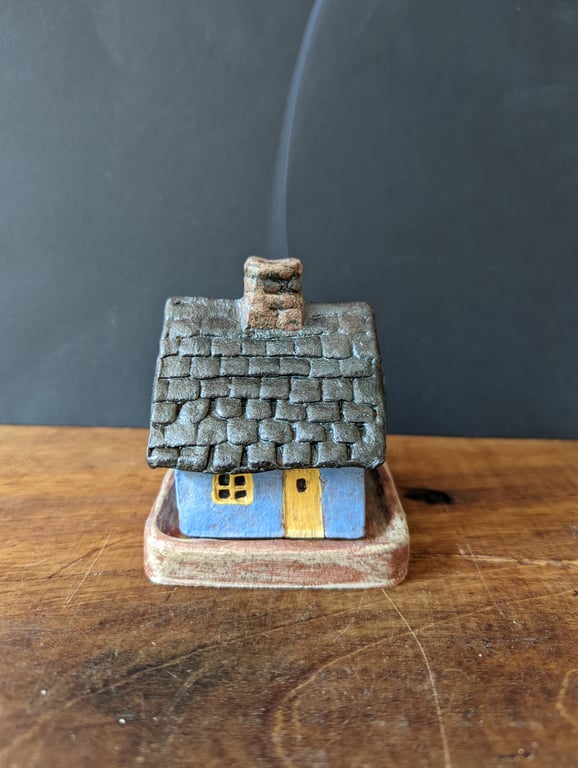  Cottage incense burner