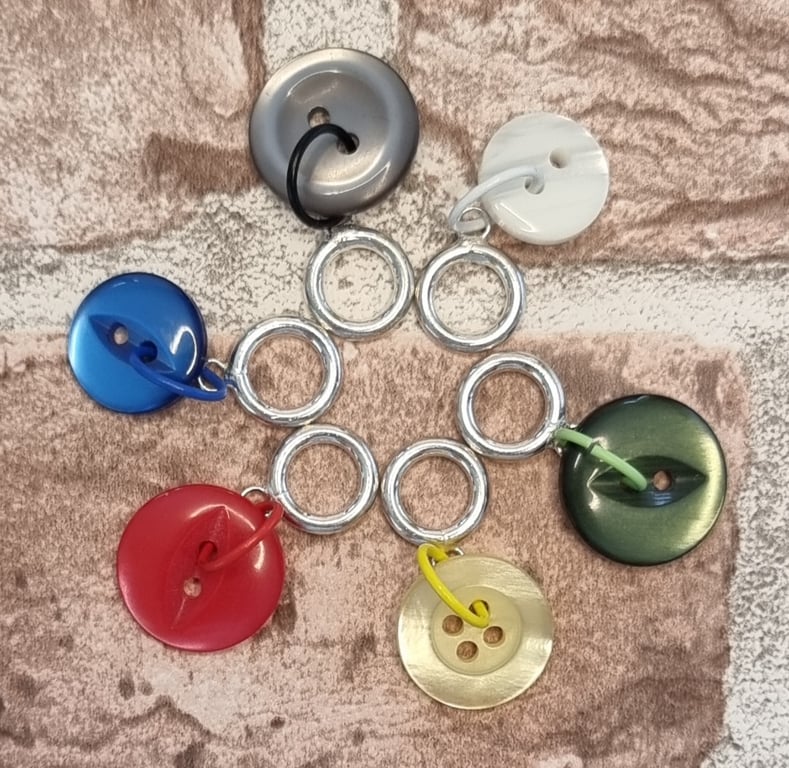 Colourful Button stitch markers
