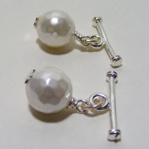  Shell Pearl Cuff Links