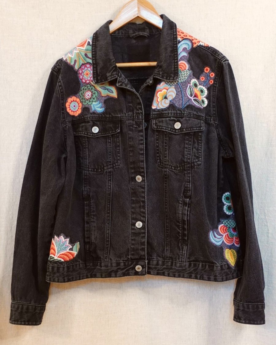 The Sukhi - Womens Appliqued Black Denim Jacket - Size 12-14