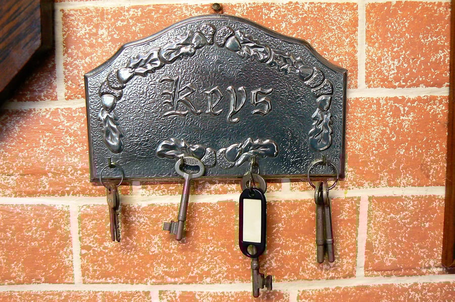 Key holder ( pewter)
