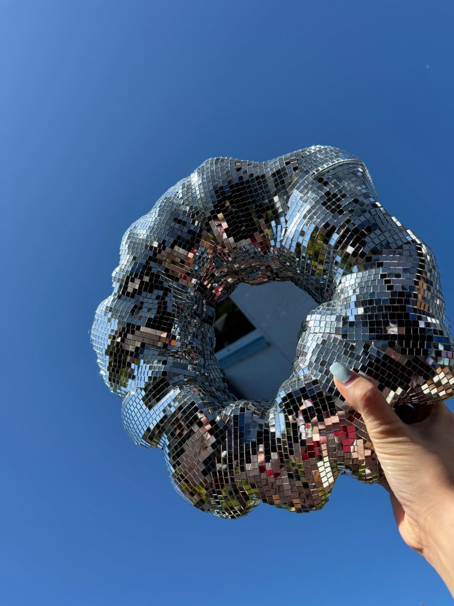 The Disco Mirror - Round