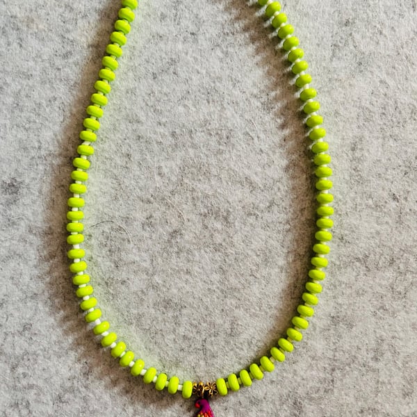 Green beaded neckalce