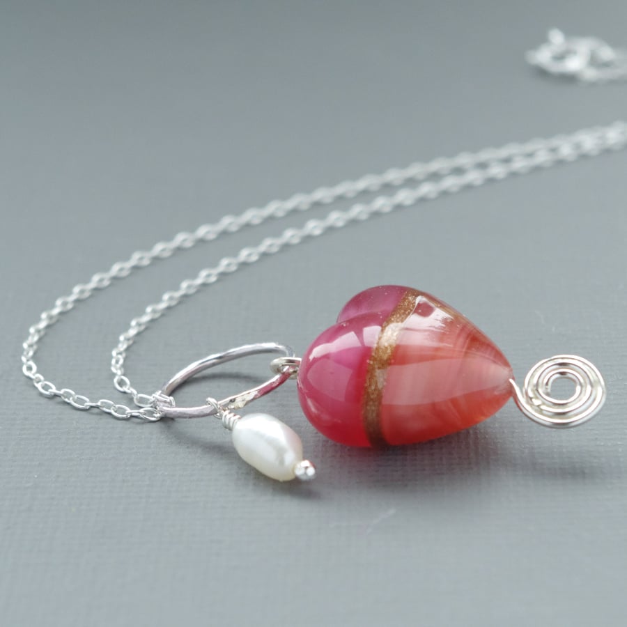 Rose Pink Murano Heart and Freshwater Pearl Necklace Mounted in Sterling Silver 
