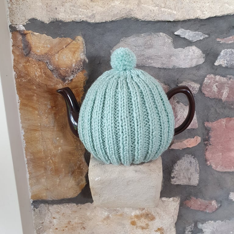 Medium Tea Cosy for 6 Cup, 1.1 lt Tea Pot, Hand Knitted, Brown Betty Compatible