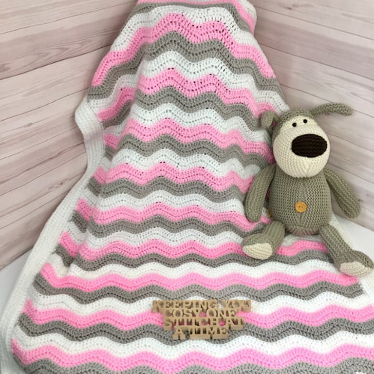 Crocheted Ripple Baby Blanket 