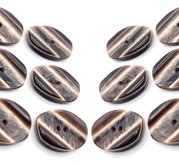 12 Oval-Style Buttons, 28mm Wide, Carved Stripes Design, Brown, Textured