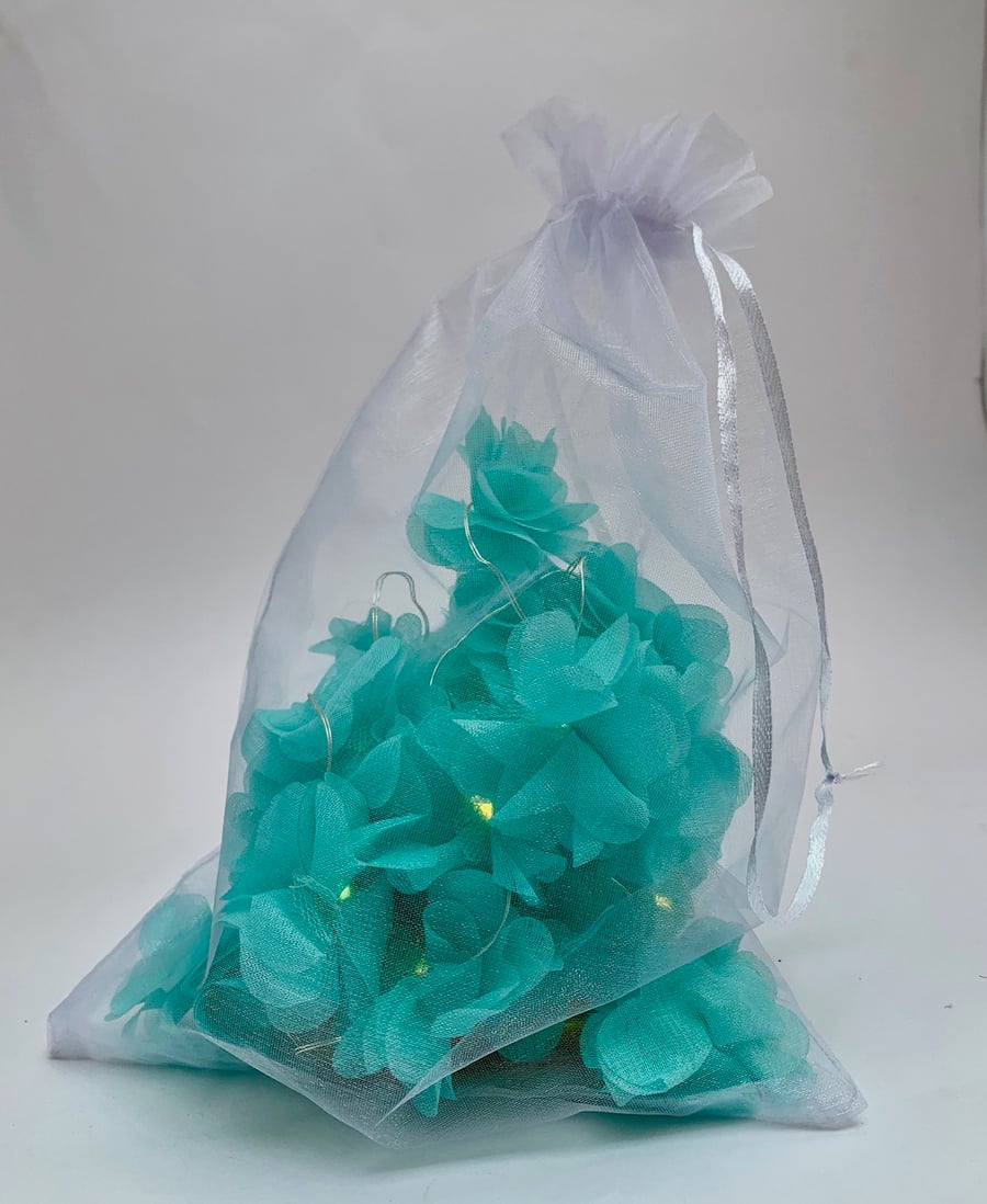 20 chiffon flower Fairy Lights in Aqua