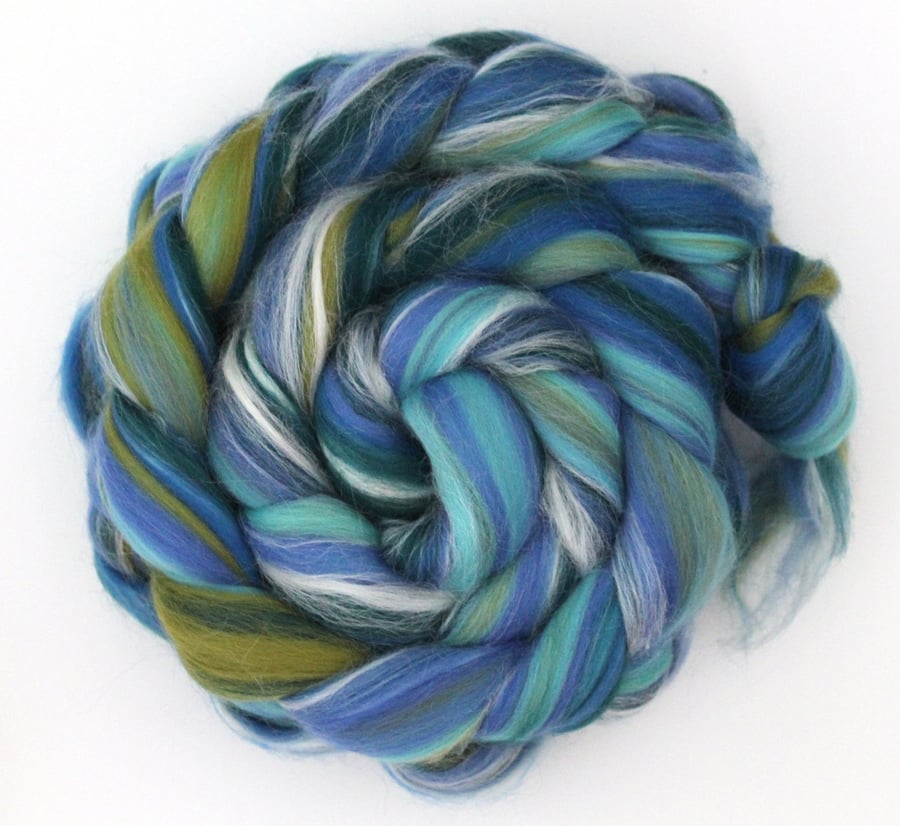 Seascape Custom Blend Merino and Silk Combed Top 100g for Spinning and Felting