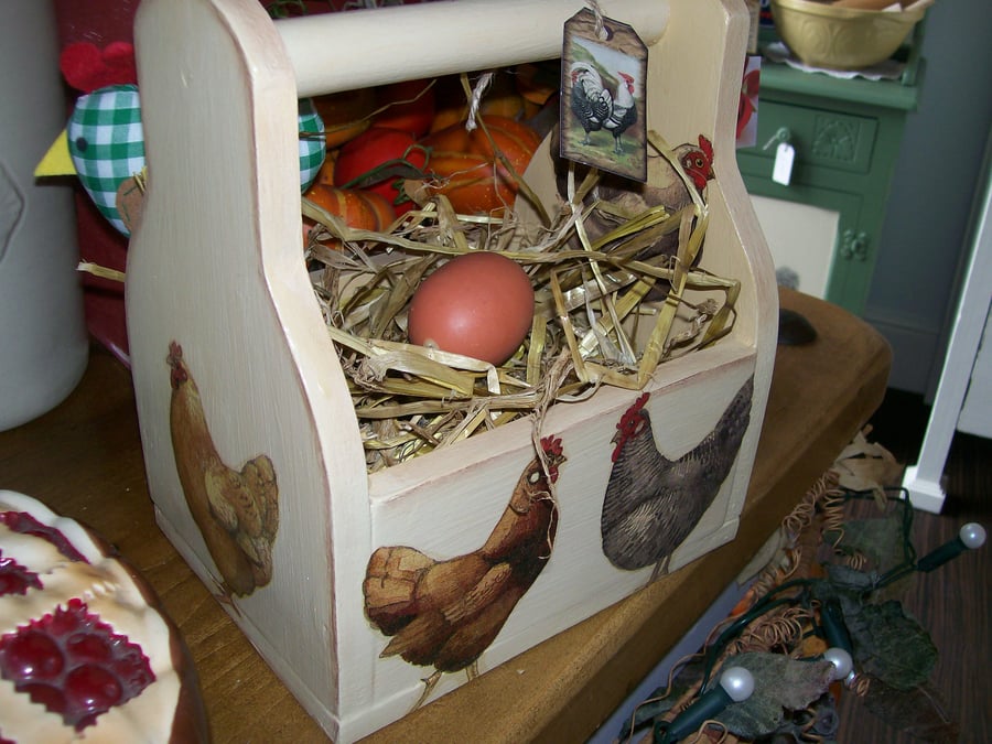 HANDCRAFTED WOODEN EGG STORAGE BOX MADE USING EMMA BRIDGEWATER CHICKENS KITCHEN 