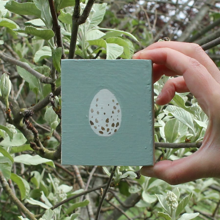Blue tit egg - original acrylic painting
