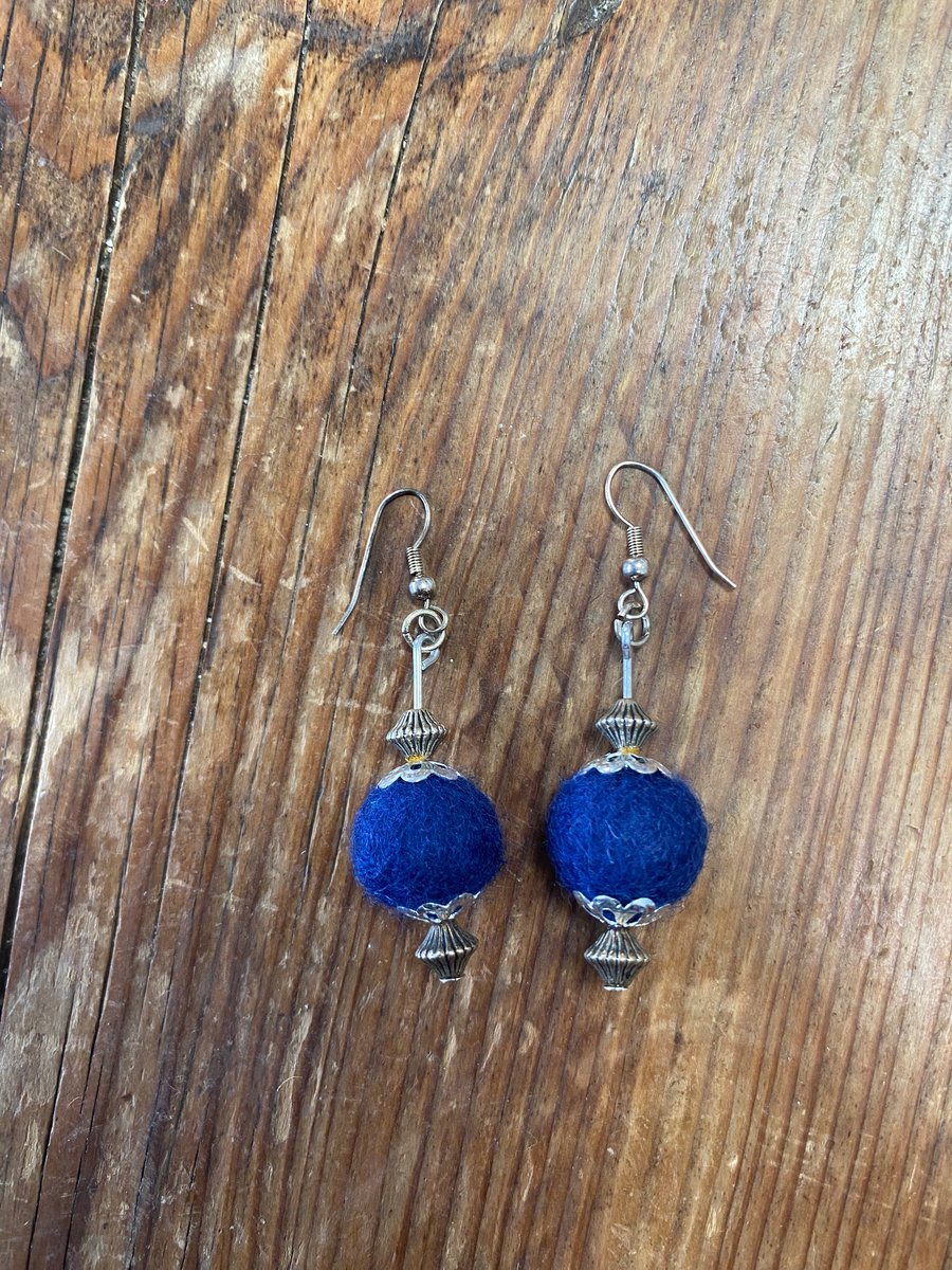  Felt Earrings. (725)