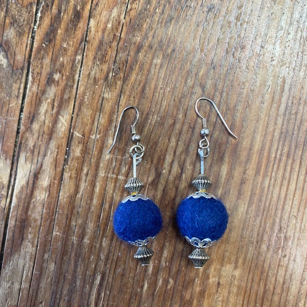  Felt Earrings. (725)