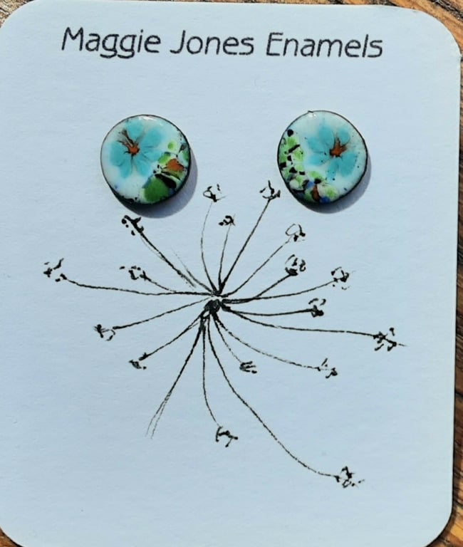 Round stud earrings - 9mm - Enamelled with sterling silver post -