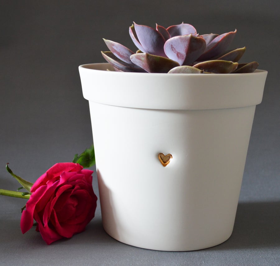  (Large Size) Ceramic Planter Pot embossed with Gold Heart.