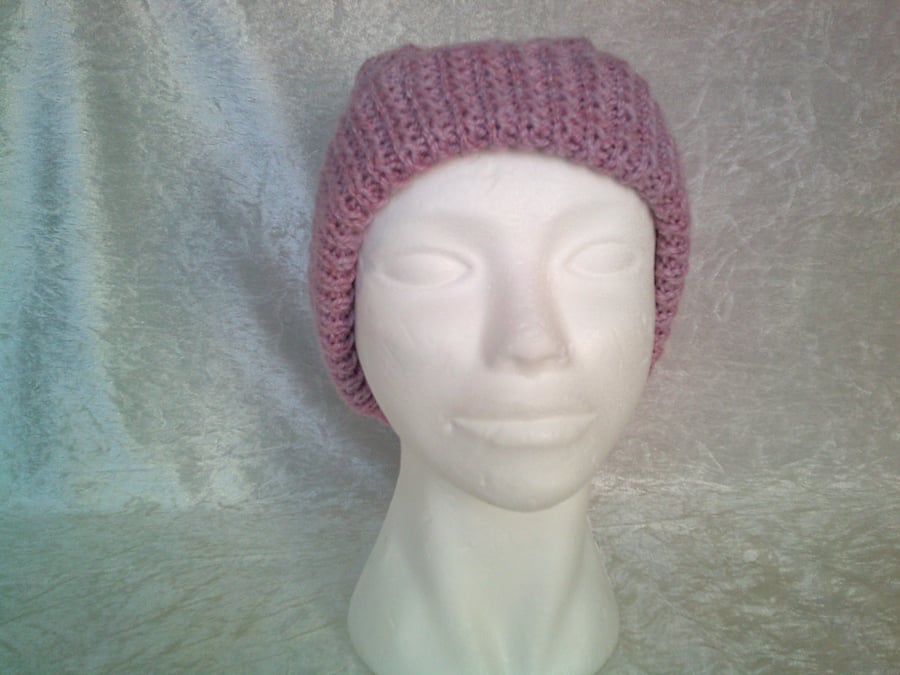 Dusky pink with Cable Hat