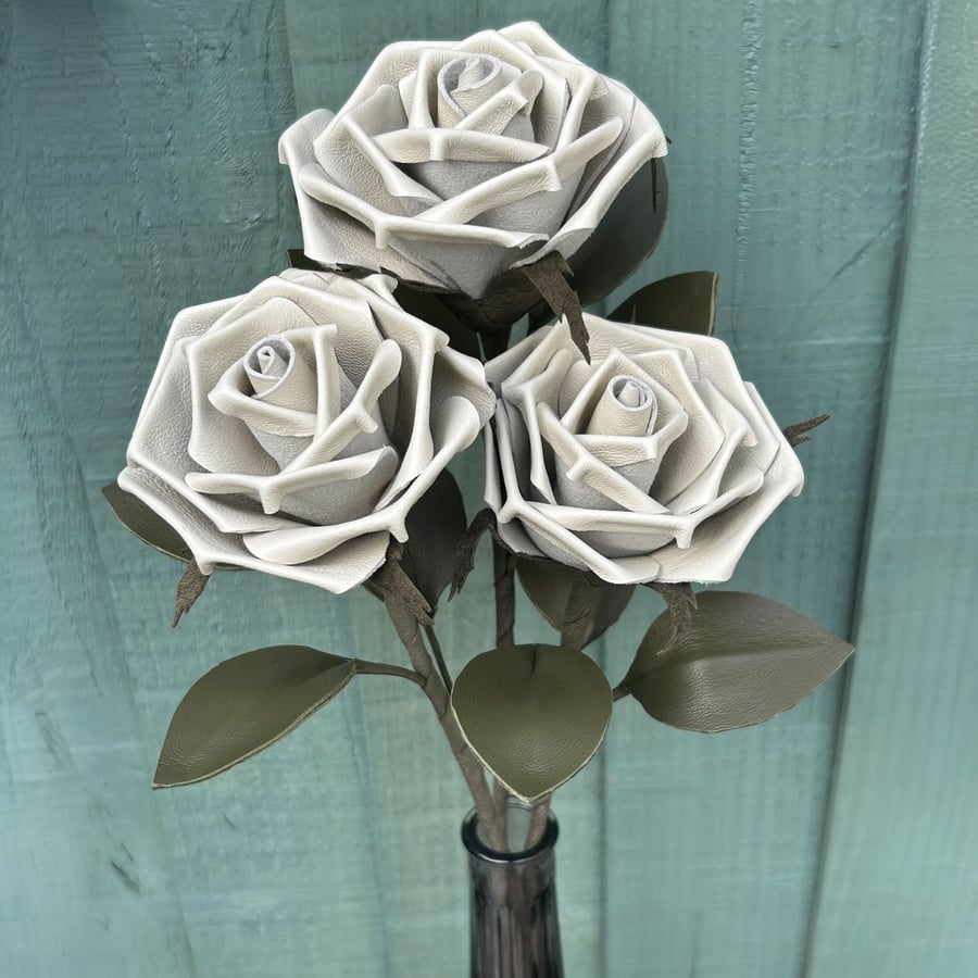 Trio Cream Leather Roses with a glass vase - Unique floral arrangement.