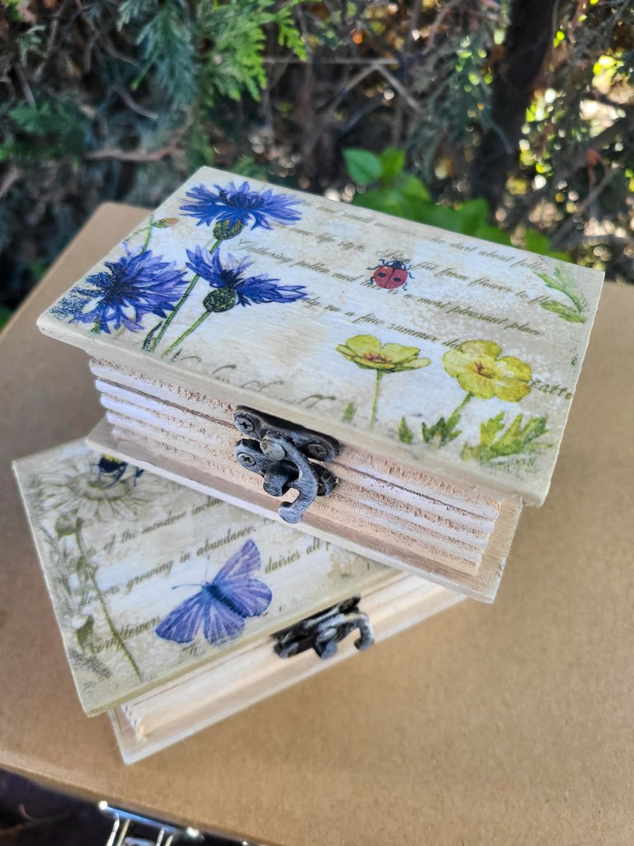 Small Floral Wooden Book Box - Wildflower Tiny Trinket Chest - Handcrafted Gift