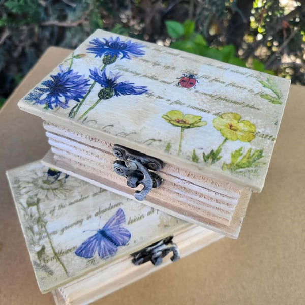 Small Floral Wooden Book Box - Wildflower Tiny Trinket Chest - Handcrafted Gift