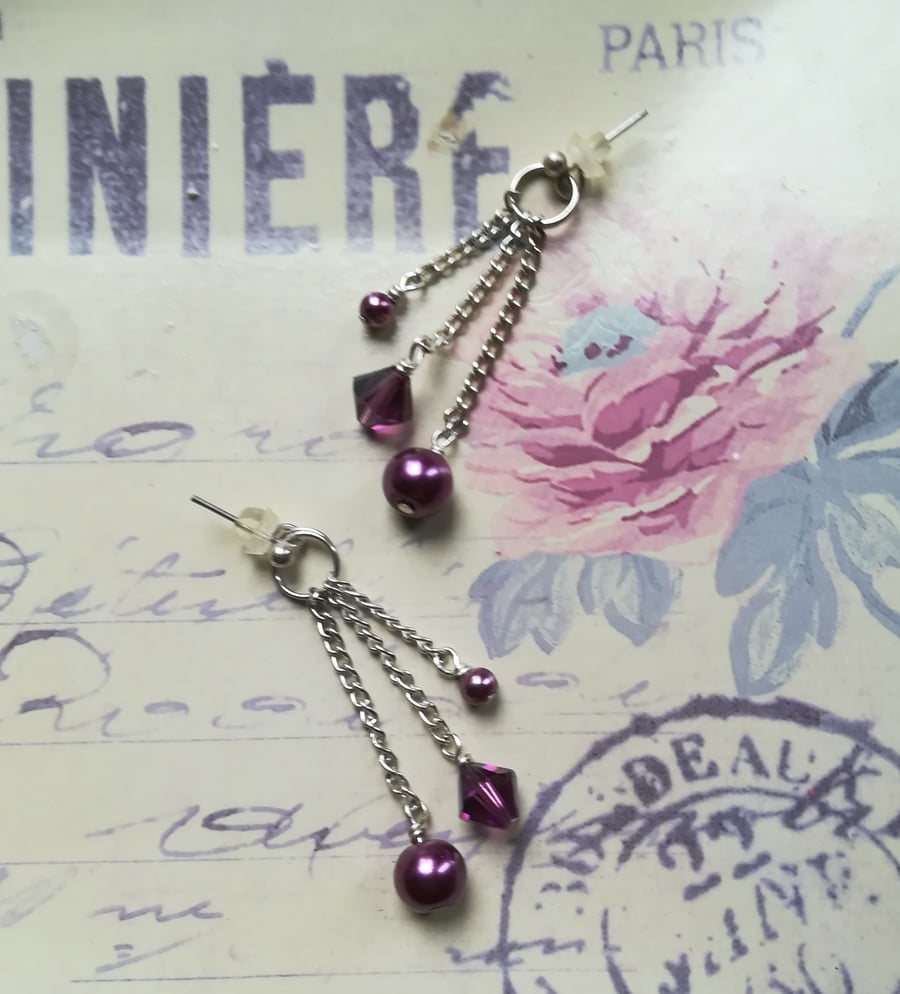 Hanging earrings – Swarovski crystal Amethyst bicones & glass pearl beads
