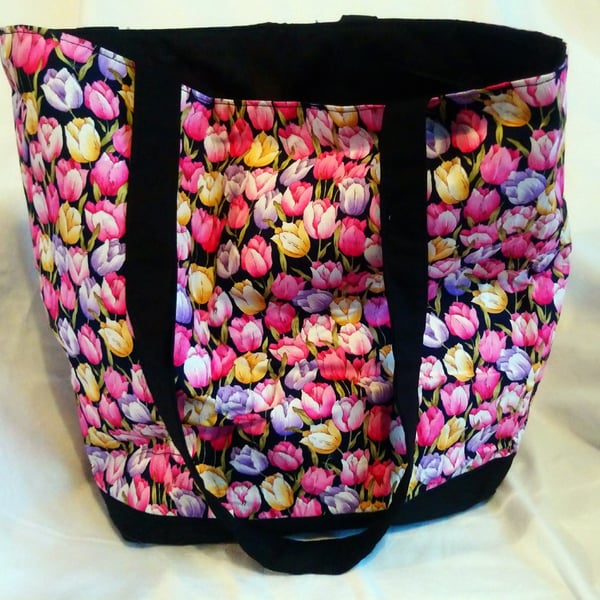 Tulip Floral Design Tote Bag