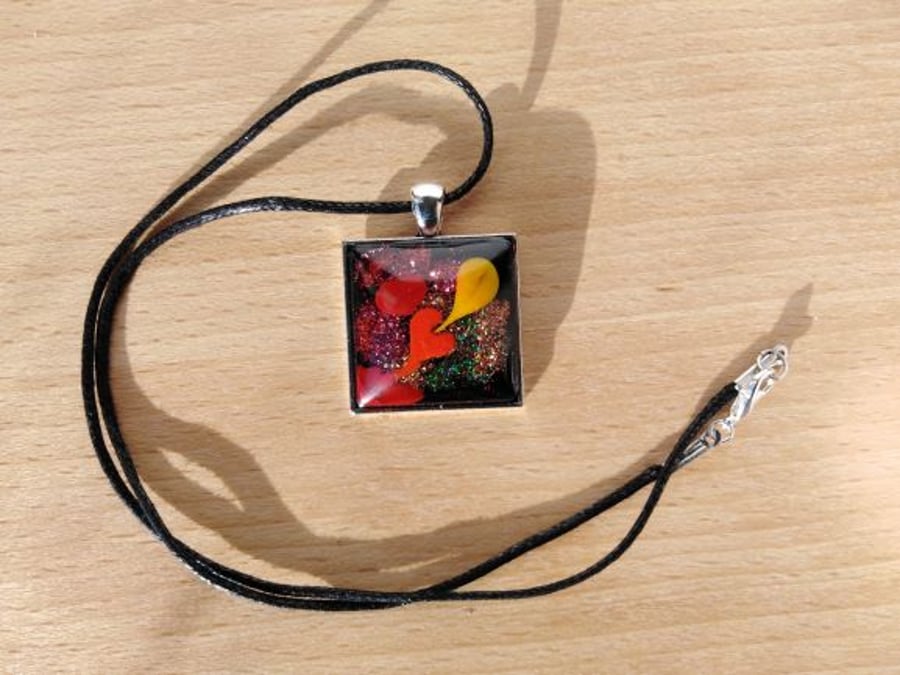 Sparkling Square Pendant