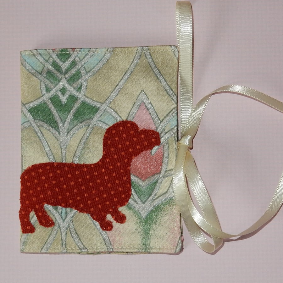 Needle case - Dachshund