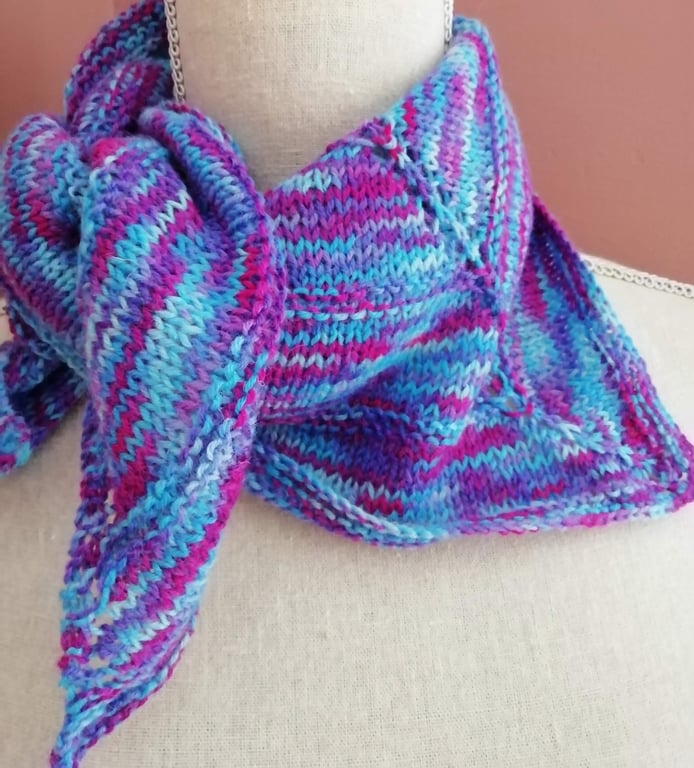 Cowl, Hand Knit, Merino Wool, Neck warmer, accessory, clothing,tie, scarf, warp,