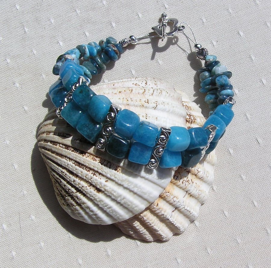 Teal Apatite Gemstone Beaded Bracelet "Catalina"
