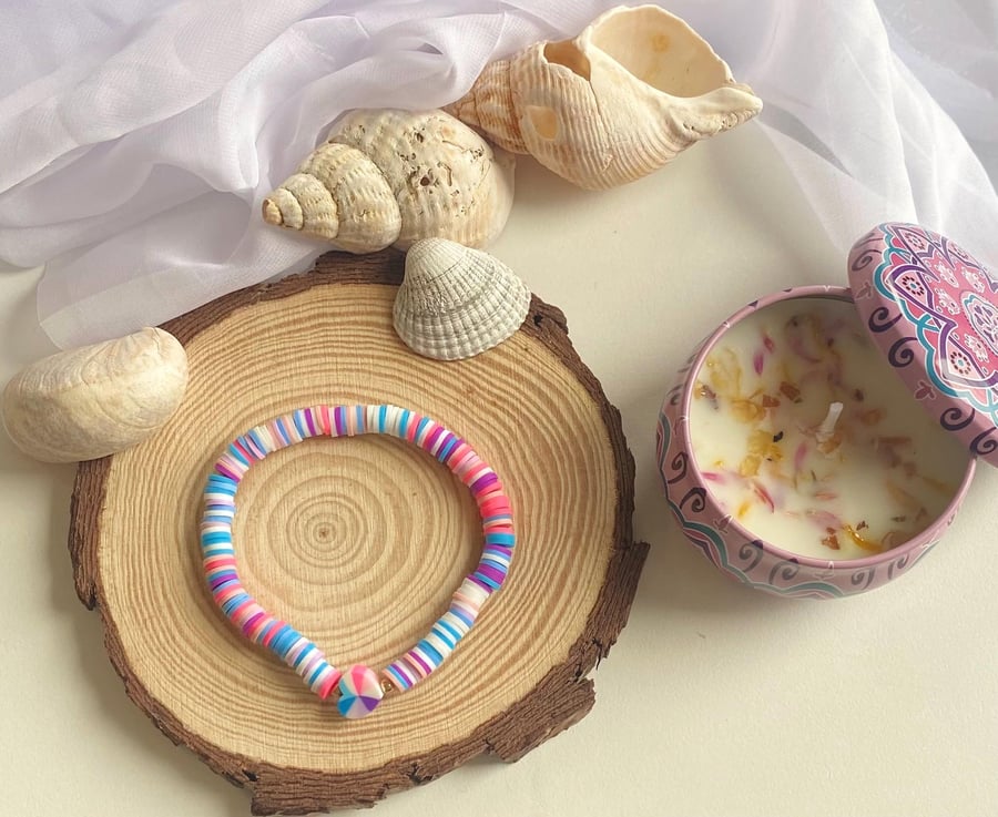 Sweetheart clay bracelet