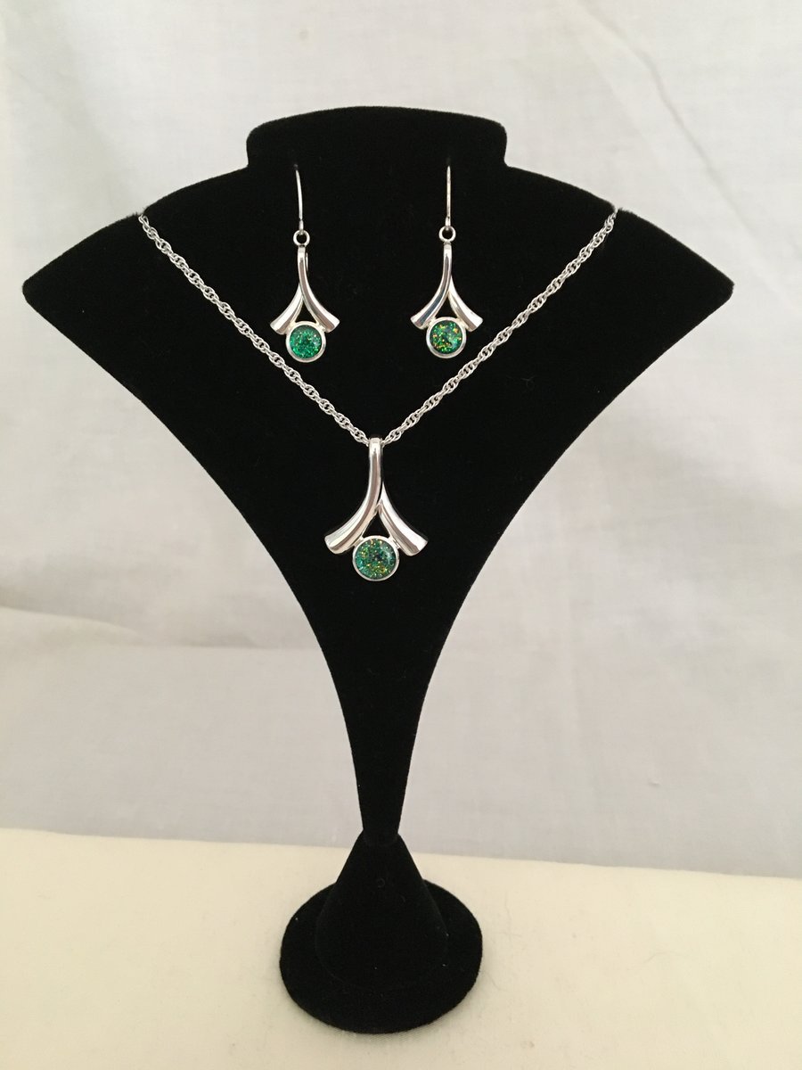 Wishbone Pendant and Earring Jewellery Set