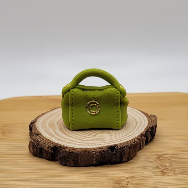 Handmade Polymer Clay Handbag, 1:12 Dollhouse Accessory, Miniature Purse Cake To