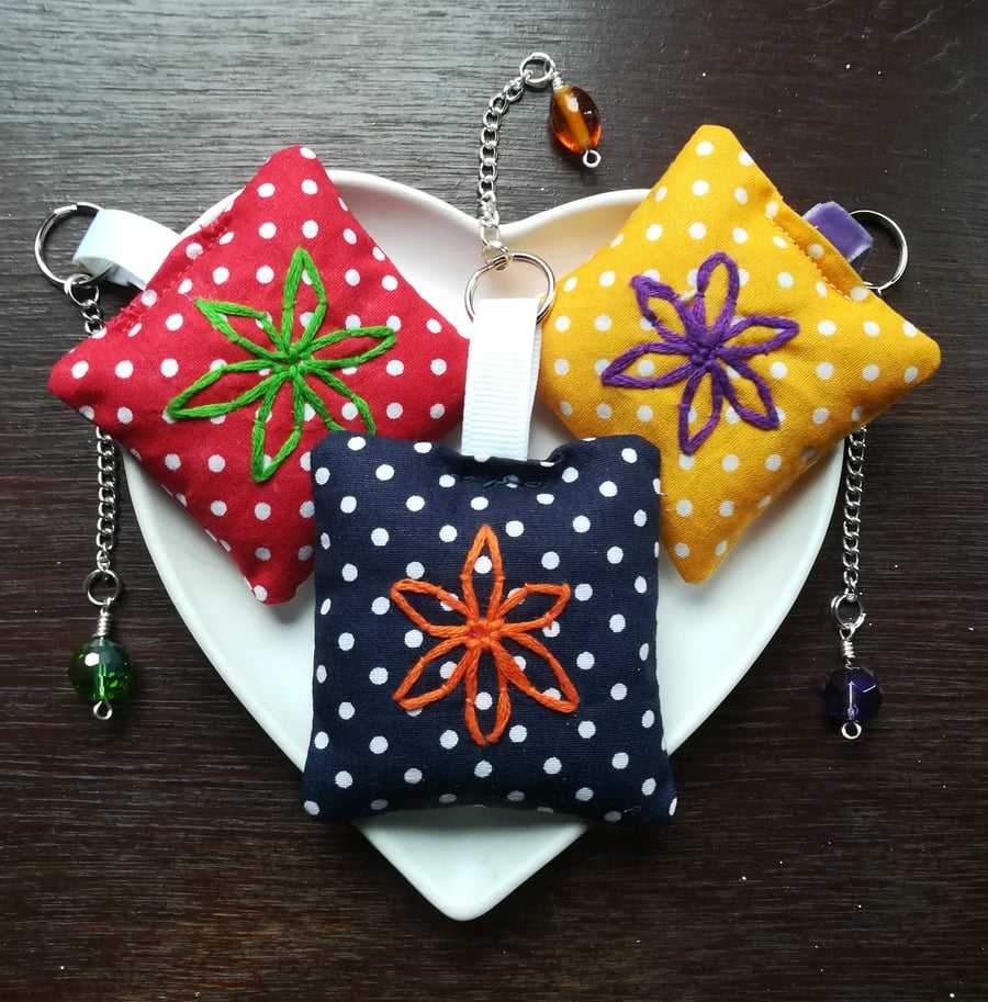 Keyring or Bag Accessory - Polka dot fabric square with daisy embroidery 