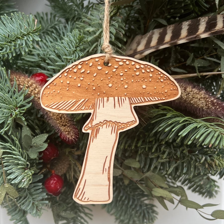 Plywood Mushroom Decoration
