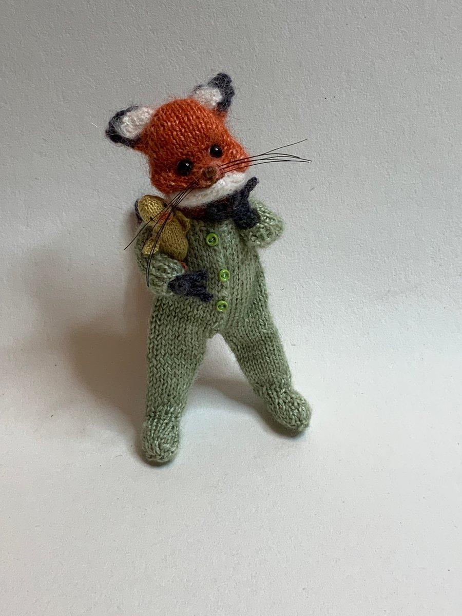 Tiny Hand Knitted Fox Cub - Dot Pebbles Pattern