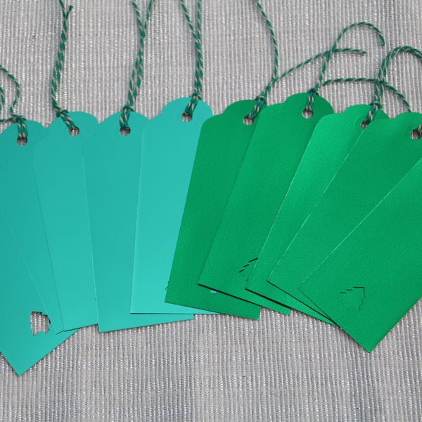 10 Christmas Gift tags, green foiled card, Christmas tree aperture, bakers twine